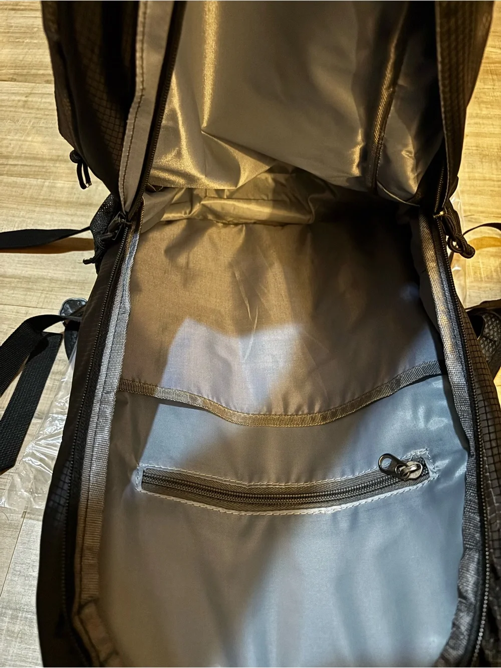 Sup Black Men's Backpack - Sleek Everyday Carry